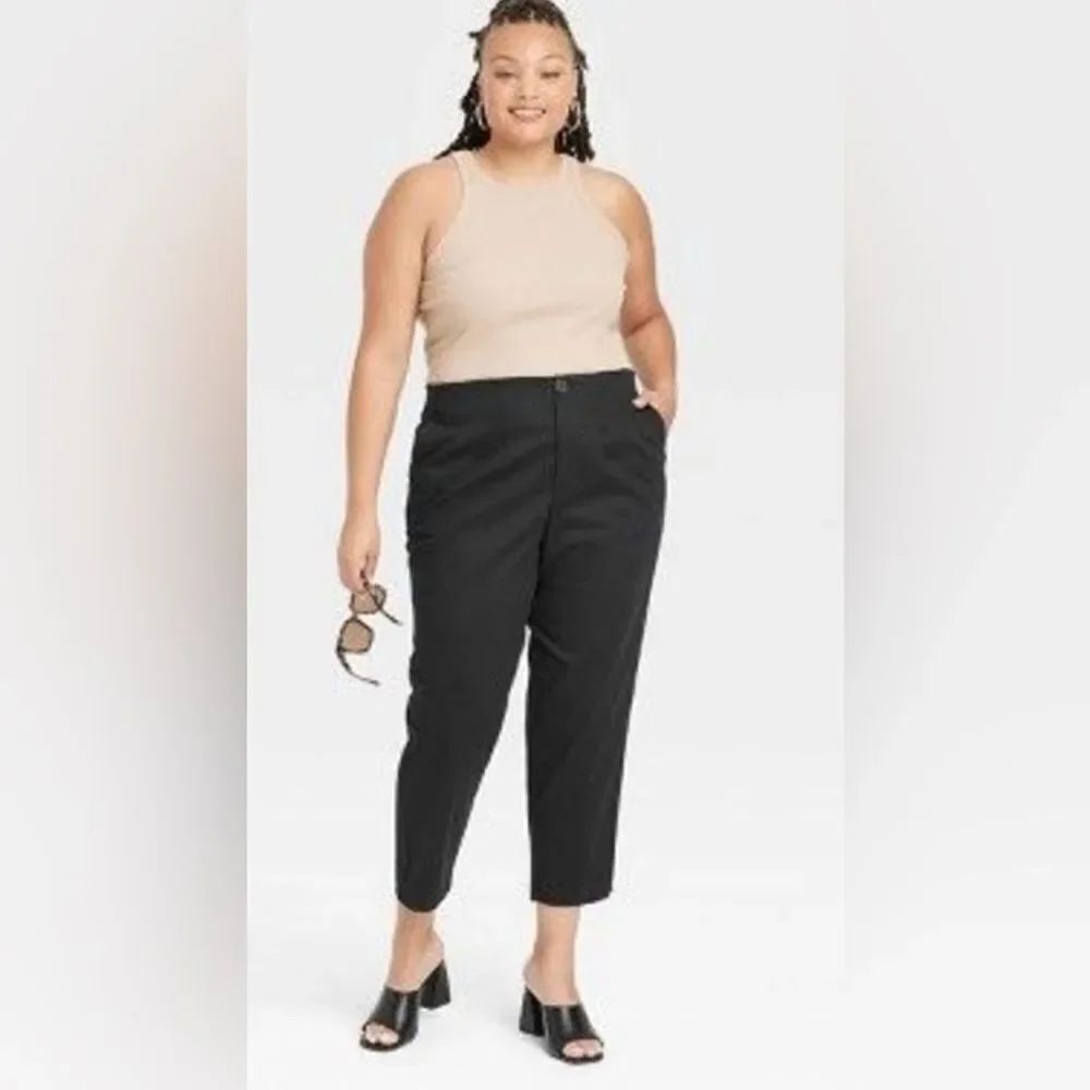 Ava & Viv Plus Size Ankle Cut Black Pants Size 24